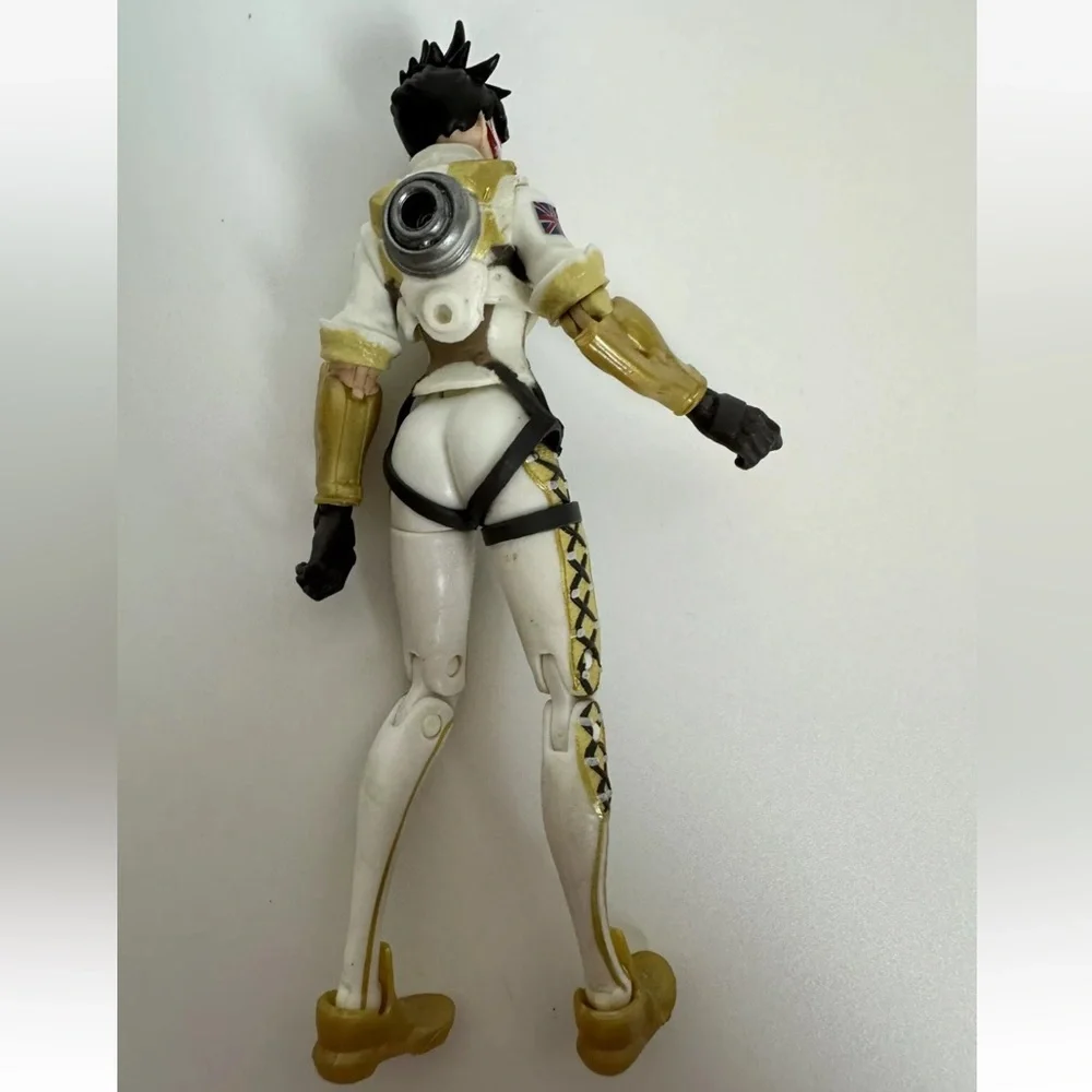 Hasbro Overwatch Lot of 3 Action Figures - Zayra Ana Shrike Suit Sniper‎ Tracer